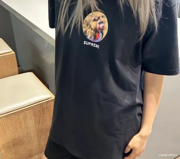 TEE PIGGY ￥119 24SS MISS 0907